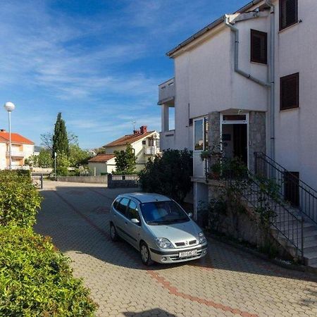 Apartments And Rooms With Parking Space Krk - 5294 Krk Town Dış mekan fotoğraf